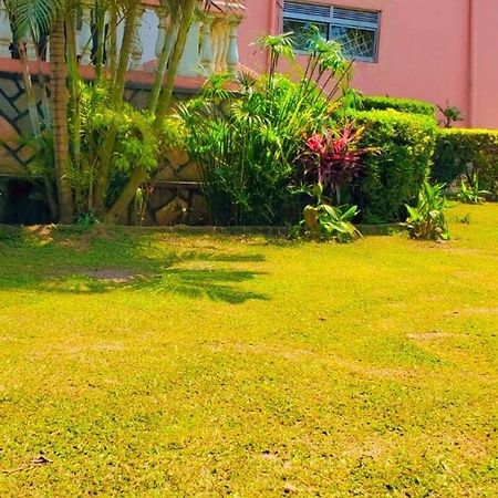 La Feve Beach Bed And Breakfast Entebbe Ngoại thất bức ảnh
